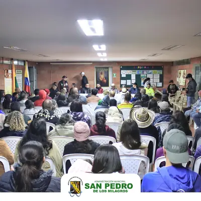 El alcalde Danilo Álvarez, en línea con su propuesta de gobierno, sigue visitando las comunidades